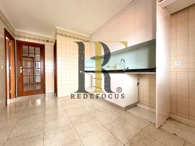 Apartamento T3 para Venda em Santa Maria de Lamas Foto 13