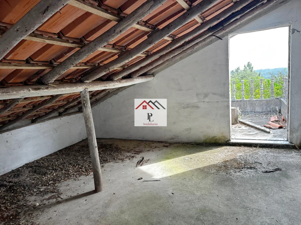 Moradia T3 para Venda em Cernache Foto 15