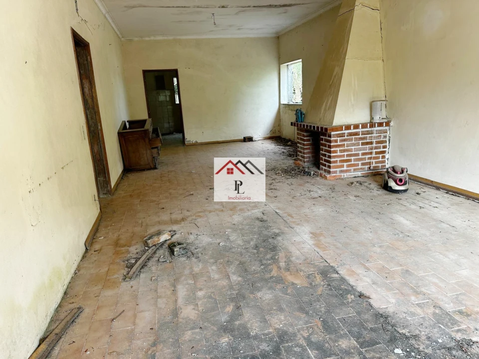 Moradia T3 para Venda em Cernache Foto 3