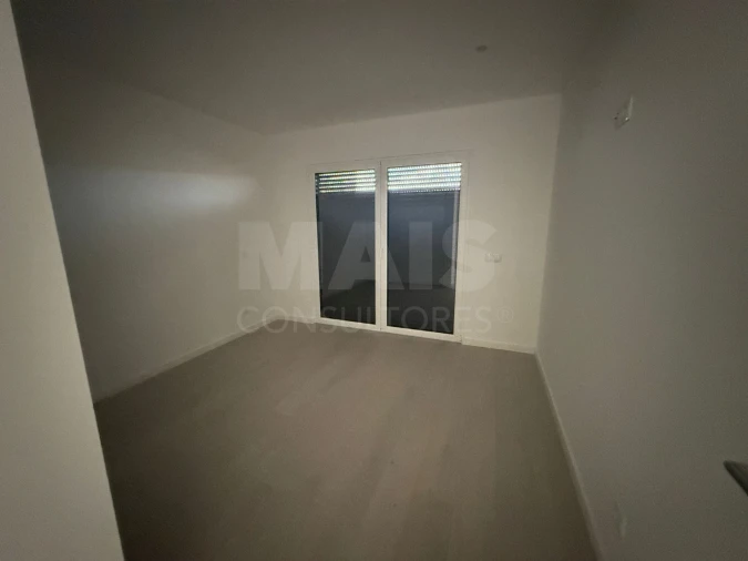 Apartamento T3 para Arrendamento em Nossa Senhora do Pópulo, Coto e São Gregório Foto 6