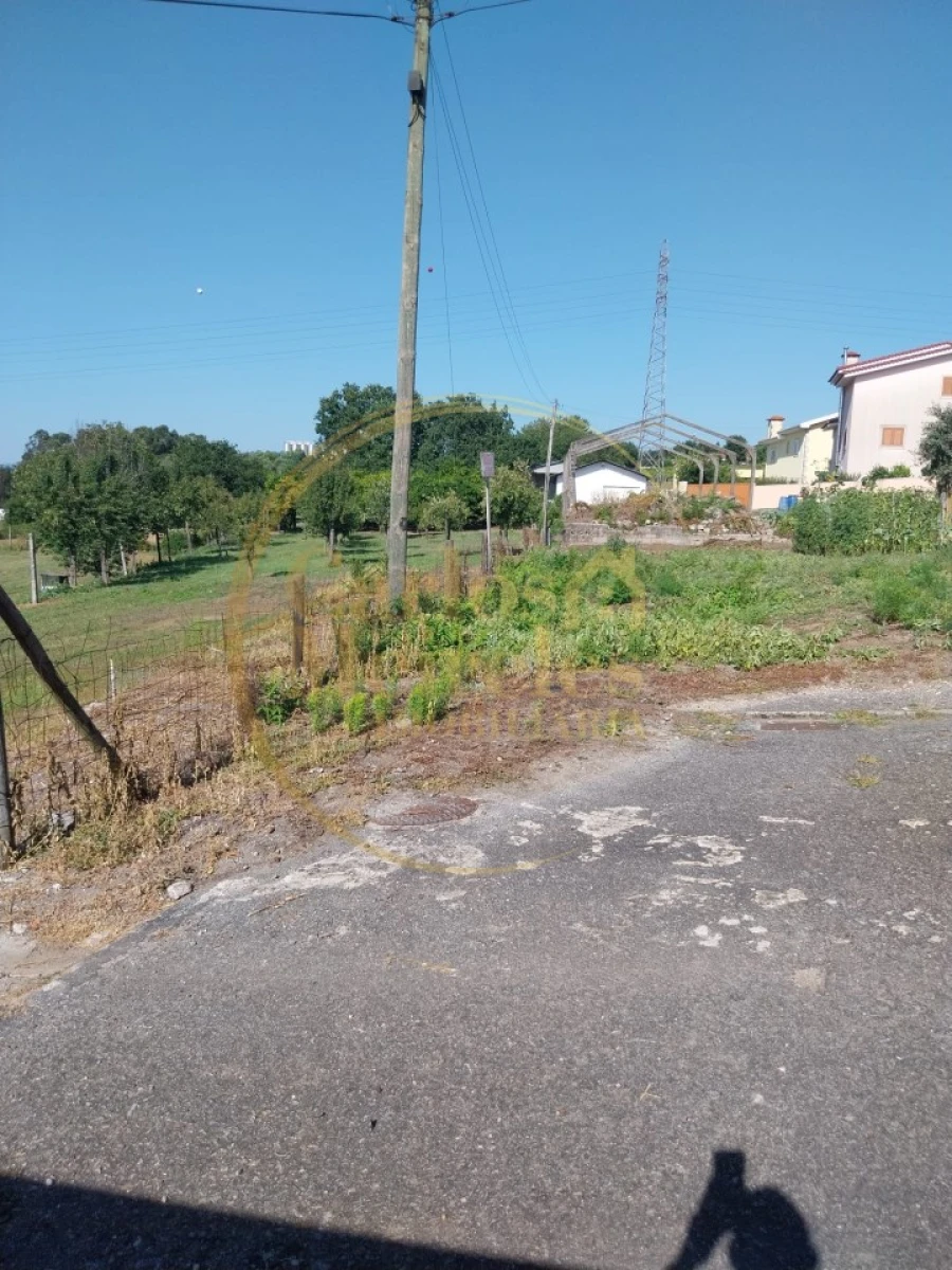 Terreno para Venda em Riba de Ave Foto 9