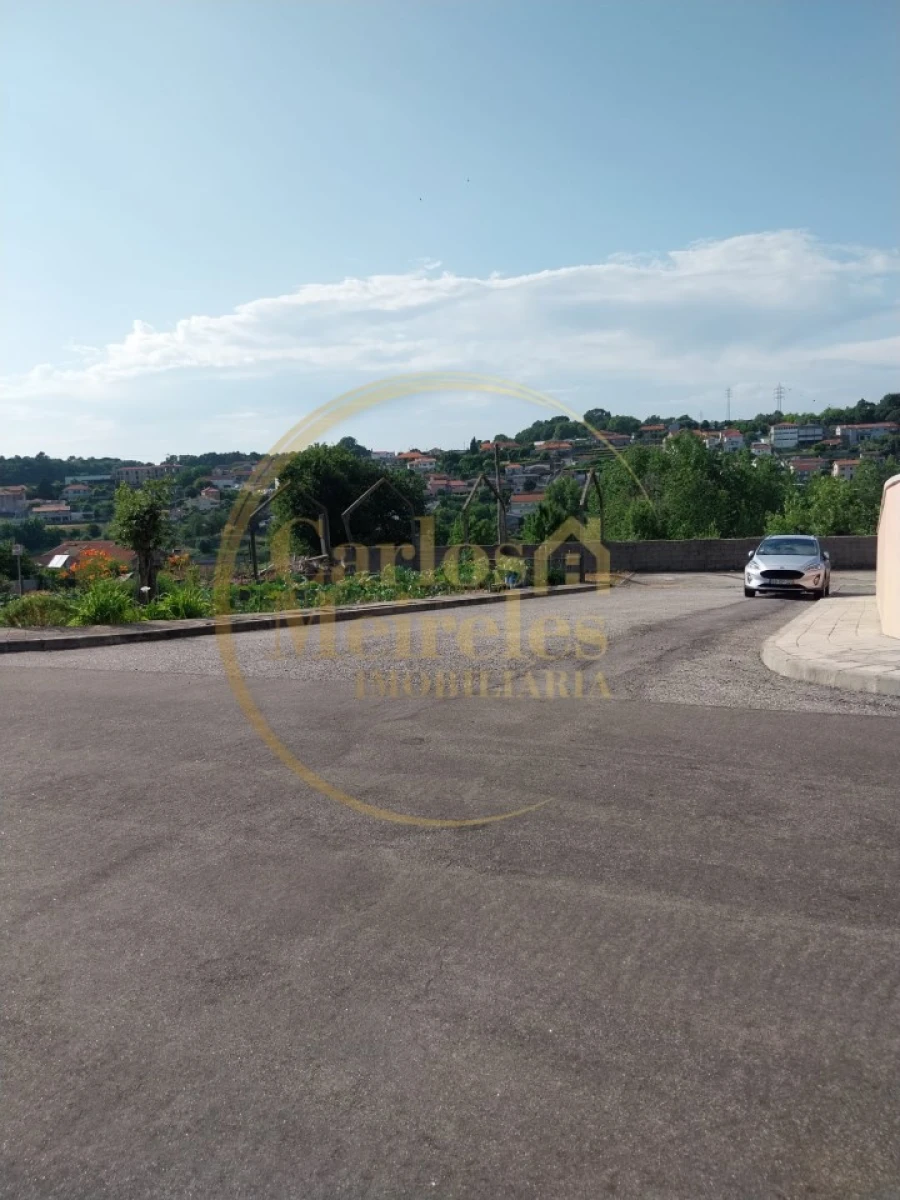 Terreno para Venda em Riba de Ave Foto 10