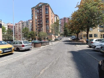 Apartamento T2 para Venda em Algueirão-Mem Martins