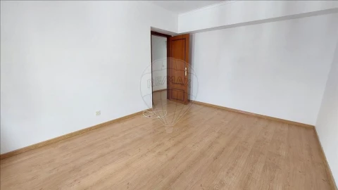 Apartamento T2 para Venda em Algueirão-Mem Martins