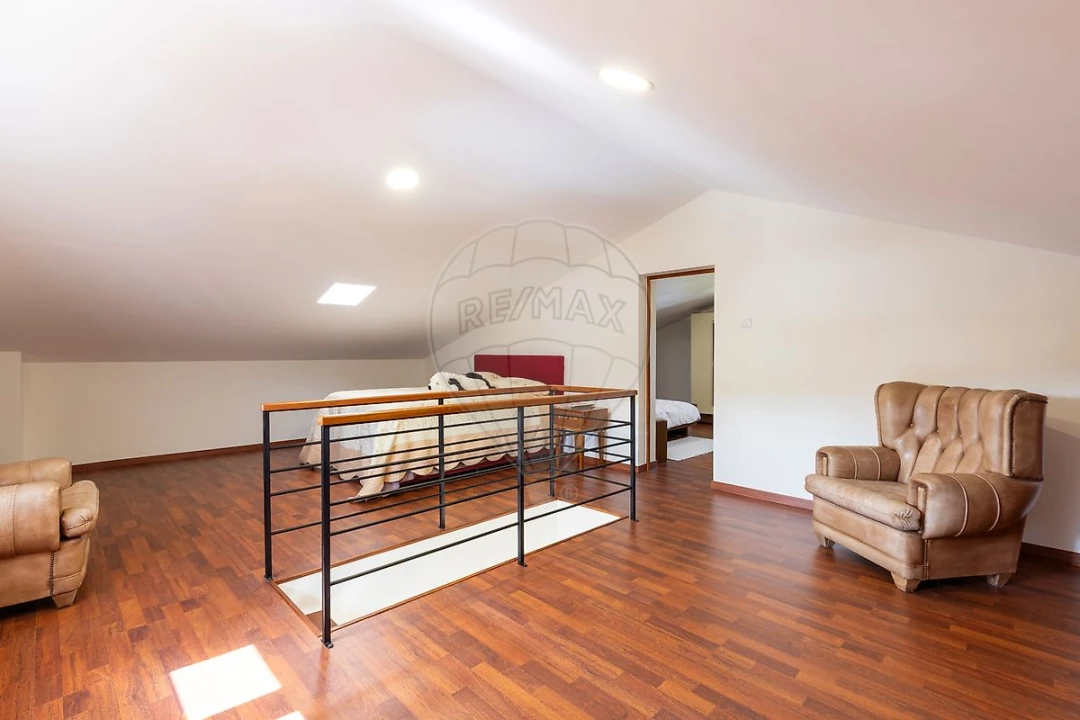 Moradia T4 para Venda em Lourinhã e Atalaia Foto 16