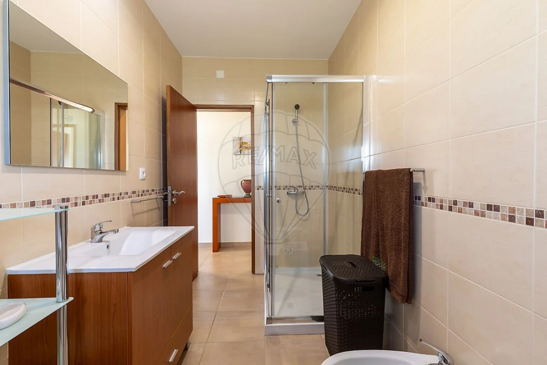 Moradia T4 para Venda em Lourinhã e Atalaia Foto 10