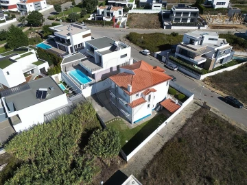 Moradia T4 para Venda em Ericeira