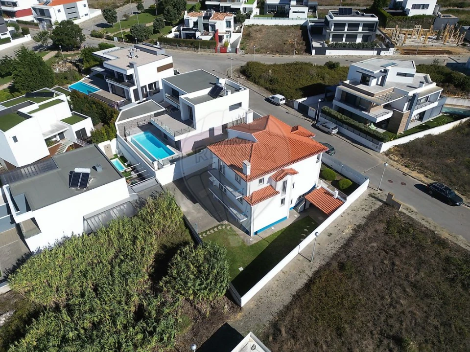 Moradia T4 para Venda em Ericeira Foto 6