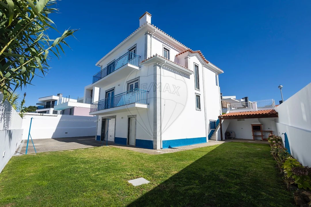 Moradia T4 para Venda em Ericeira Foto 2