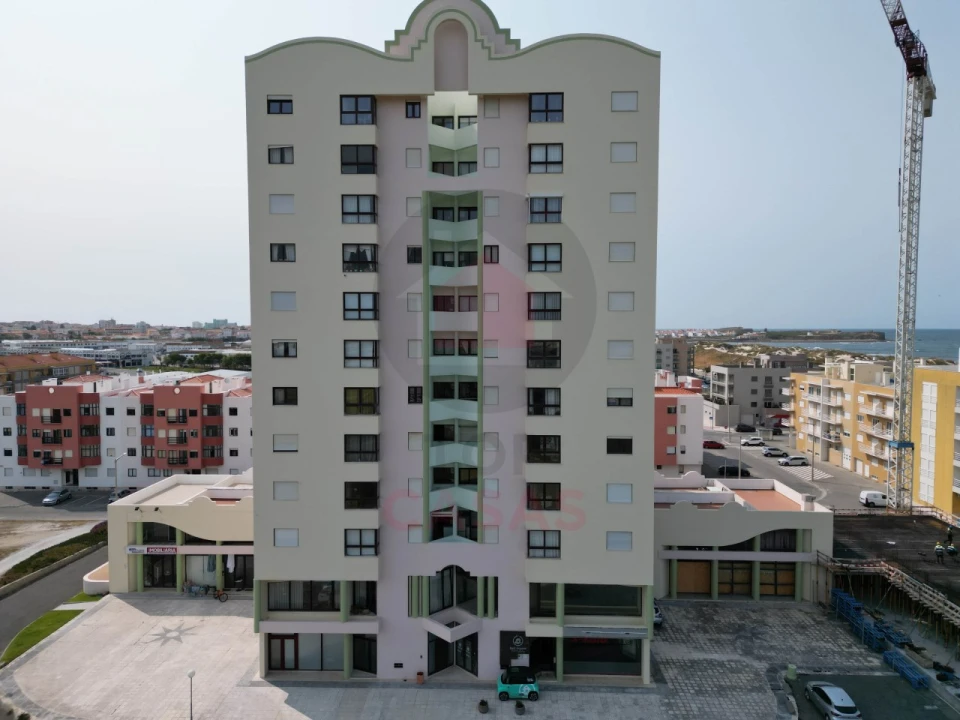Loja para Venda em Peniche Foto 1