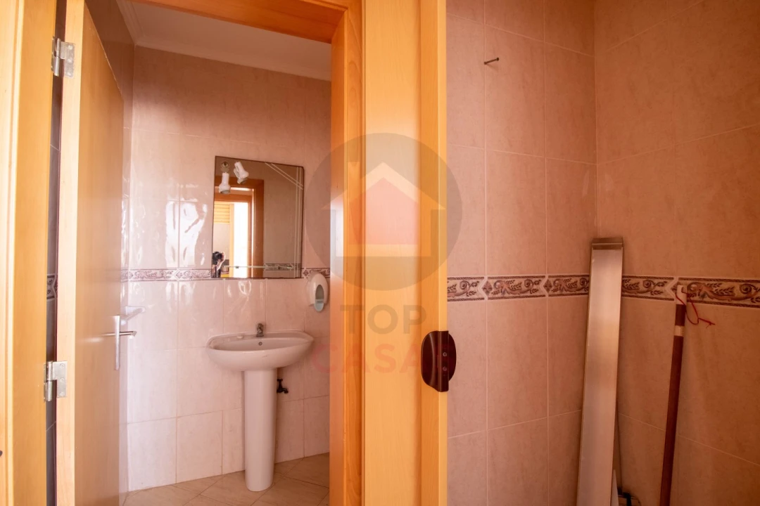 Loja para Venda em Peniche Foto 11