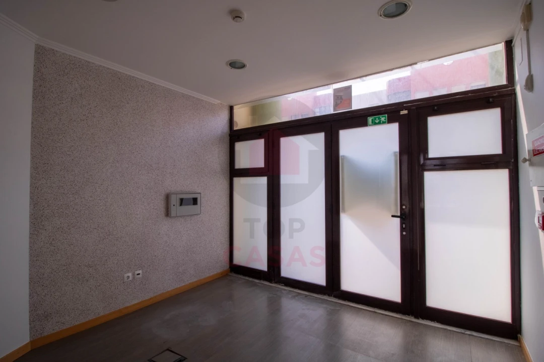 Loja para Venda em Peniche Foto 13