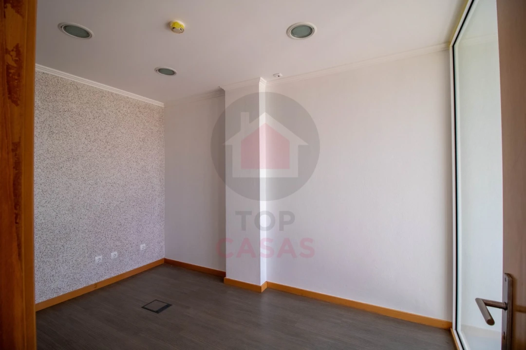 Loja para Venda em Peniche Foto 15