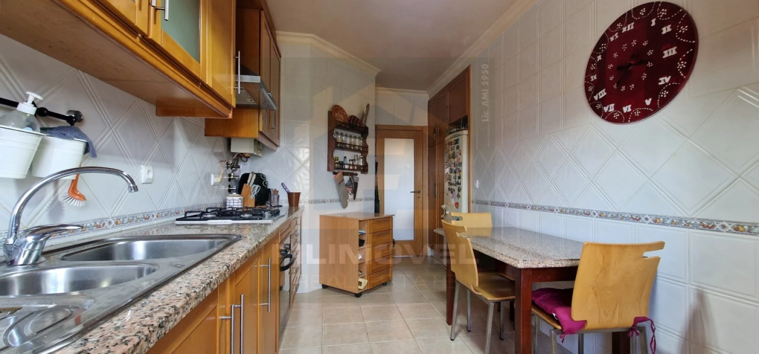 Apartamento T3 para Venda em Riachos Foto 24