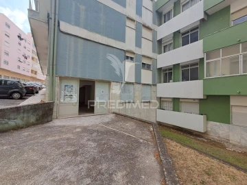 Loja para Venda em Agualva e Mira-Sintra