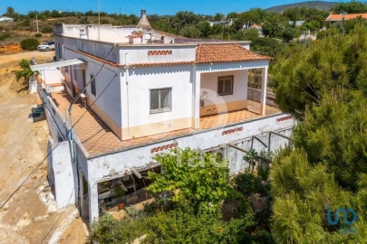 Moradia T4 para Venda em Olhão