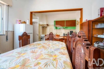Moradia T4 para Venda em Olhão