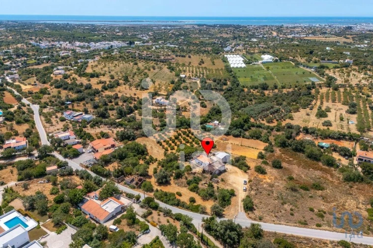 Moradia T4 para Venda em Olhão Foto 6