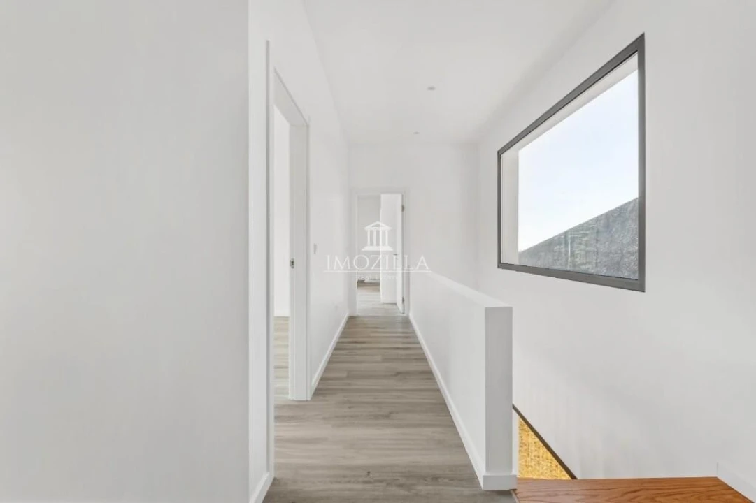 Moradia T3 para Venda em Tabua Foto 12