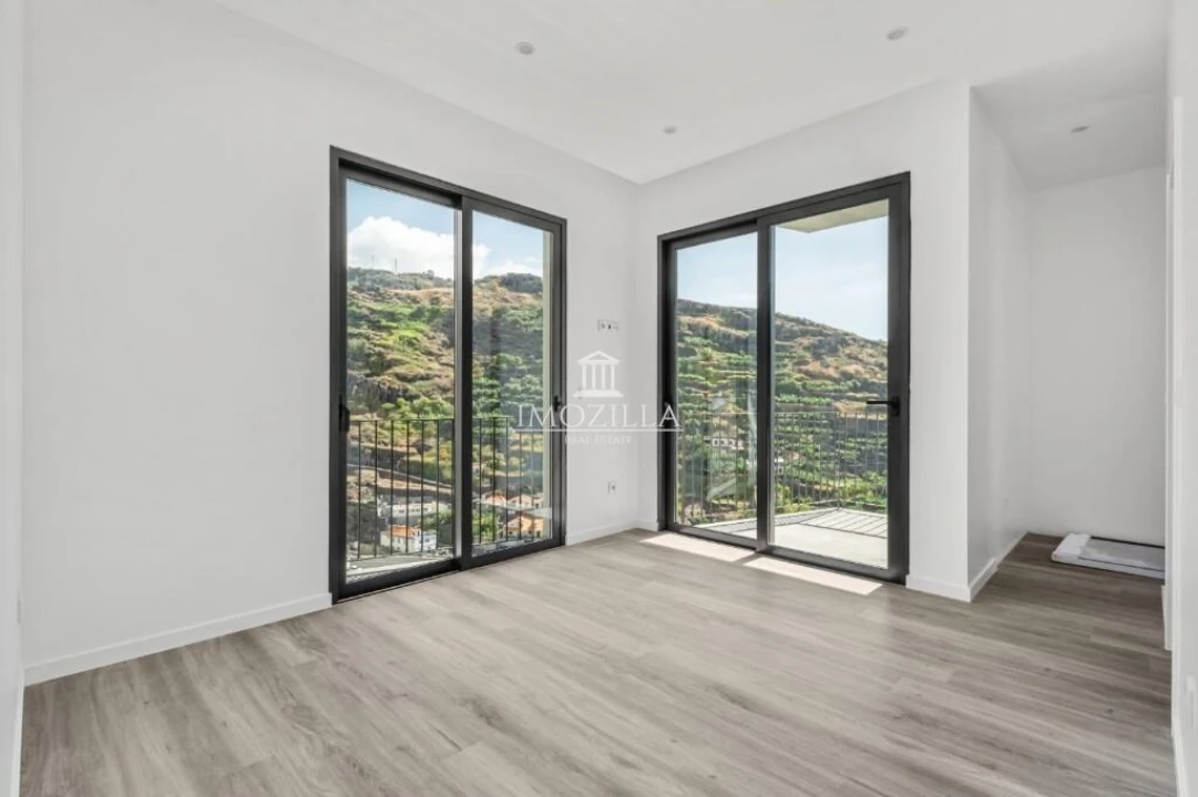 Moradia T3 para Venda em Tabua Foto 15