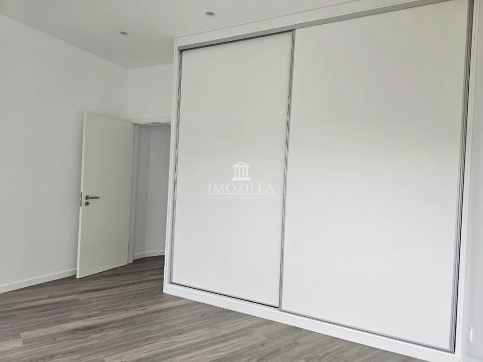 Moradia T3 para Venda em Tabua Foto 24