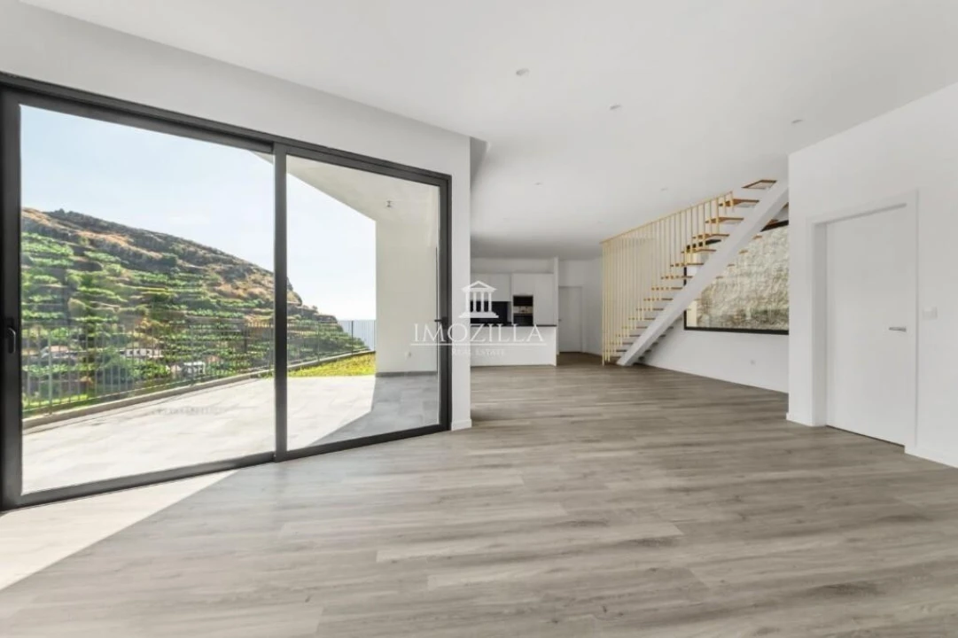 Moradia T3 para Venda em Tabua Foto 7