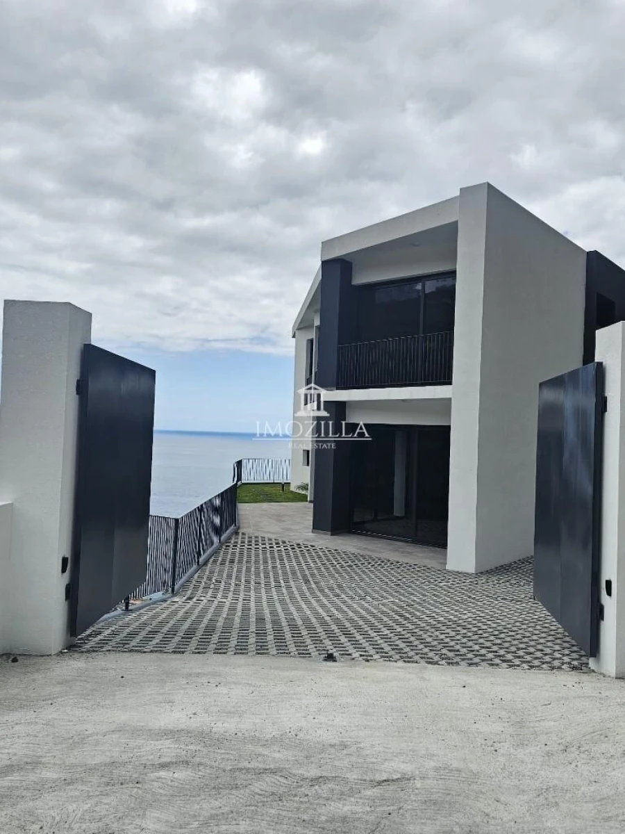 Moradia T3 para Venda em Tabua Foto 2