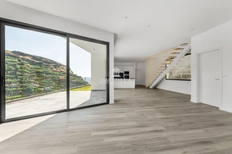 Moradia T3 para Venda em Tabua Foto 7