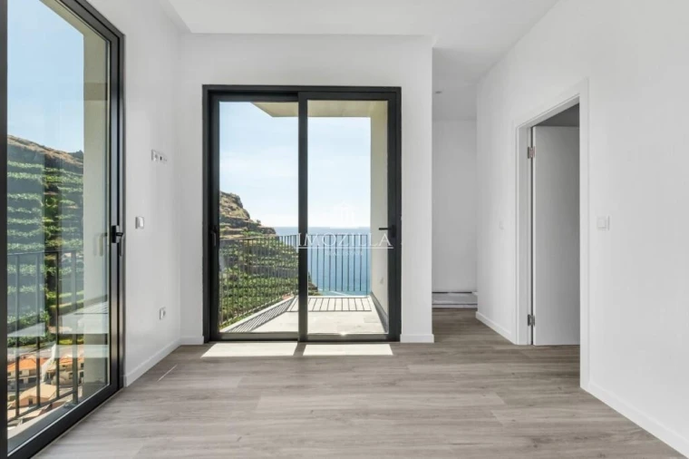 Moradia T3 para Venda em Tabua Foto 13