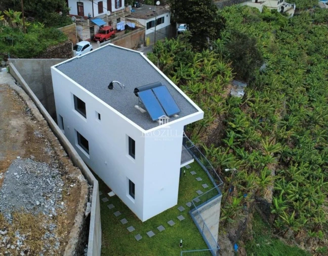 Moradia T3 para Venda em Tabua Foto 48