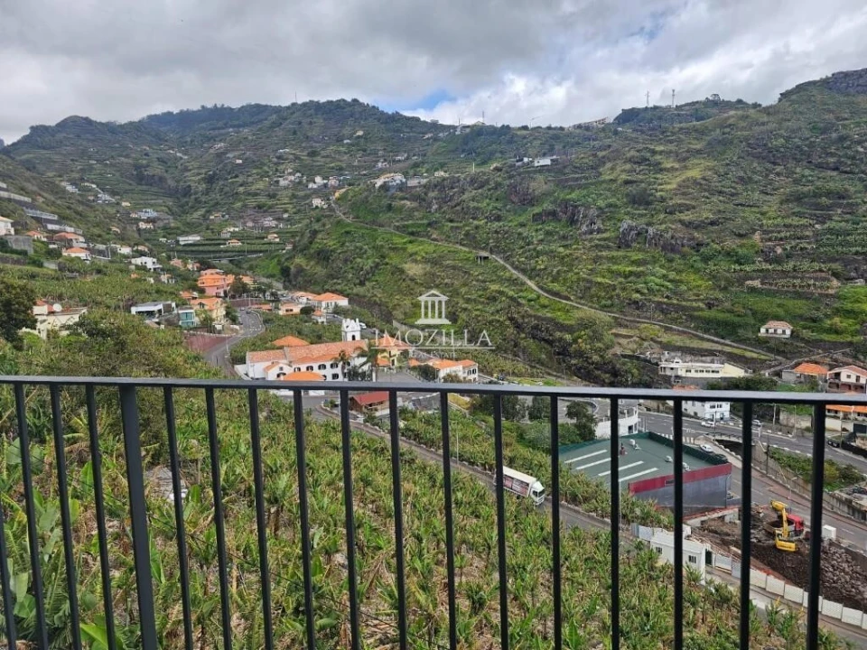 Moradia T3 para Venda em Tabua Foto 36