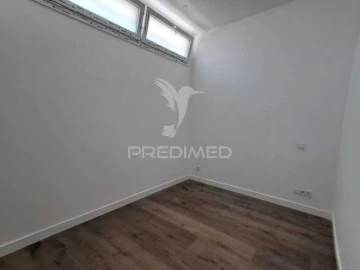 Apartamento T3 para Venda em Laranjeiro e Feijó