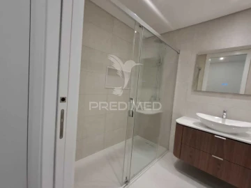 Apartamento T3 para Venda em Laranjeiro e Feijó