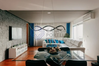 Apartamento T5 para Venda em Gondomar (São Cosme), Valbom e Jovim