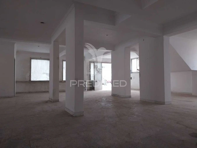 Loja para Venda em Cacém e São Marcos Foto 3