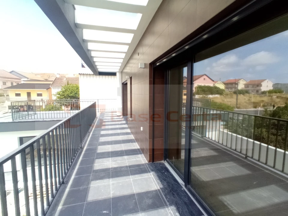 Moradia T4 para Venda em Santa Iria de Azoia, São João da Talha e Bobadela Foto 21