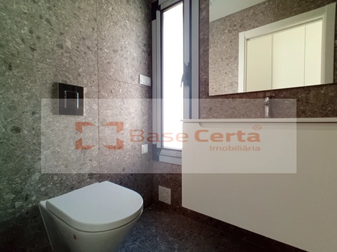 Moradia T4 para Venda em Santa Iria de Azoia, São João da Talha e Bobadela Foto 50