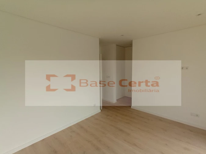 Moradia T4 para Venda em Santa Iria de Azoia, São João da Talha e Bobadela Foto 53