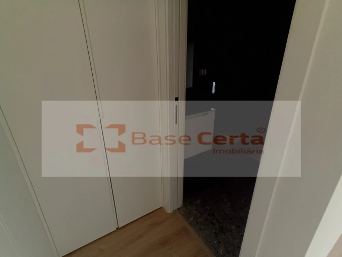 Moradia T4 para Venda em Santa Iria de Azoia, São João da Talha e Bobadela Foto 56