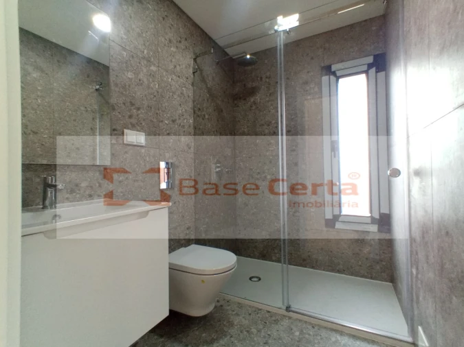 Moradia T4 para Venda em Santa Iria de Azoia, São João da Talha e Bobadela Foto 58