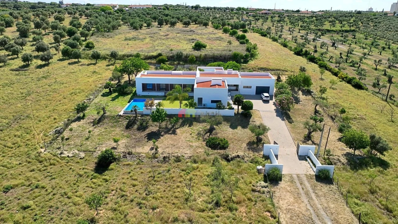 Quinta T5 para Venda em Safara e Santo Aleixo da Restauração Foto 56