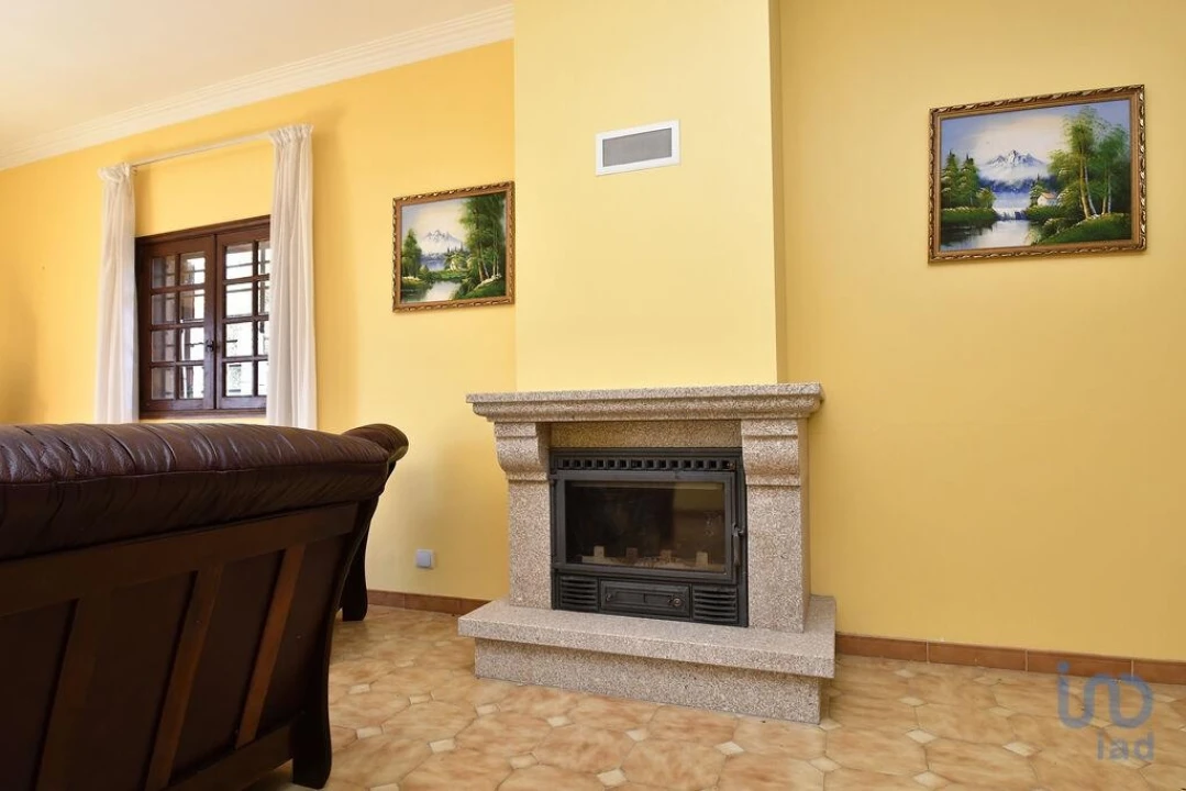 Moradia T4 para Venda em Moure Foto 10