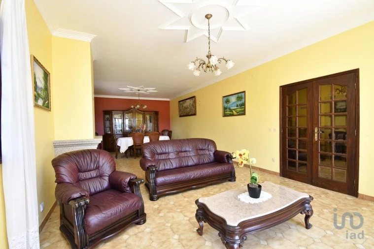 Moradia T4 para Venda em Moure Foto 9