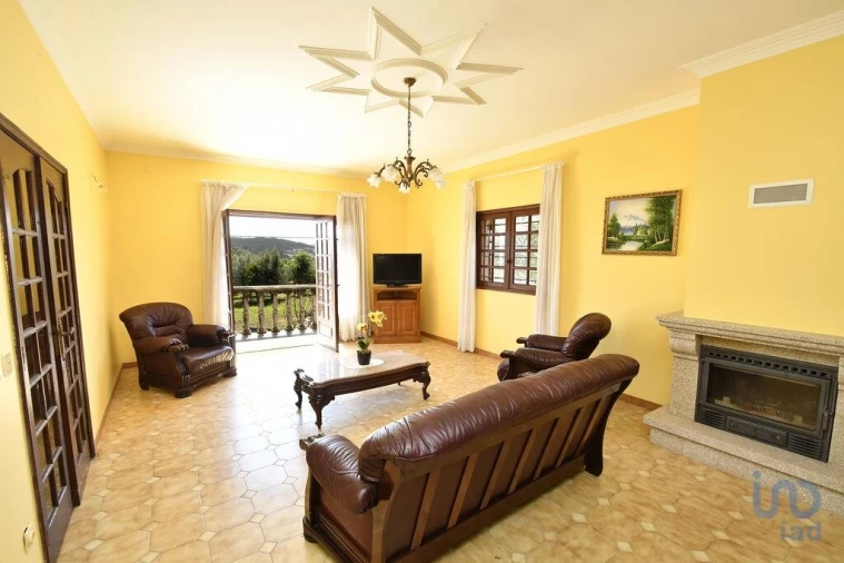 Moradia T4 para Venda em Moure Foto 12