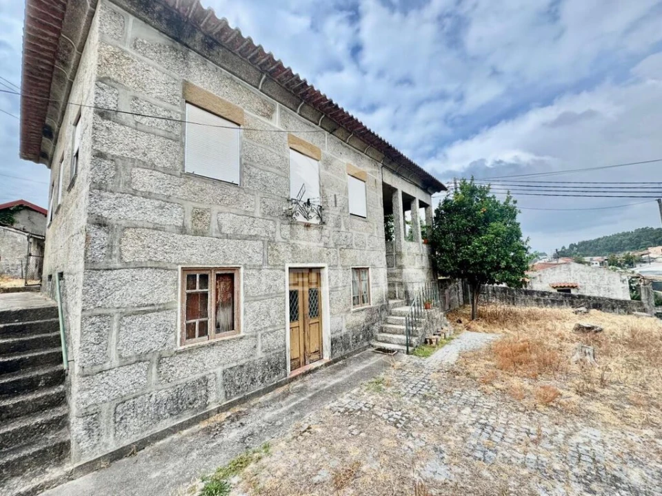 Moradia T3 para Venda em Selho (São Jorge) Foto 17