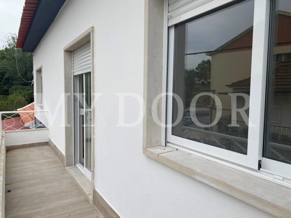 Moradia T3 para Venda em Santa Iria de Azoia, São João da Talha e Bobadela Foto 24