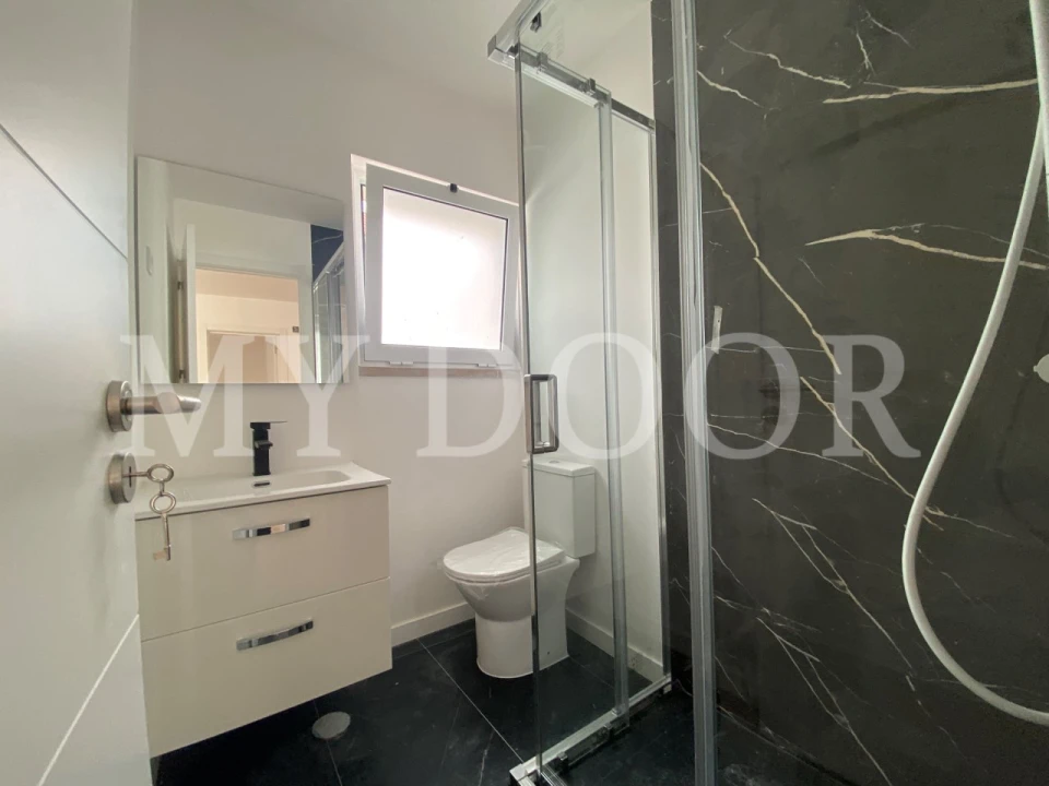 Moradia T3 para Venda em Santa Iria de Azoia, São João da Talha e Bobadela Foto 9