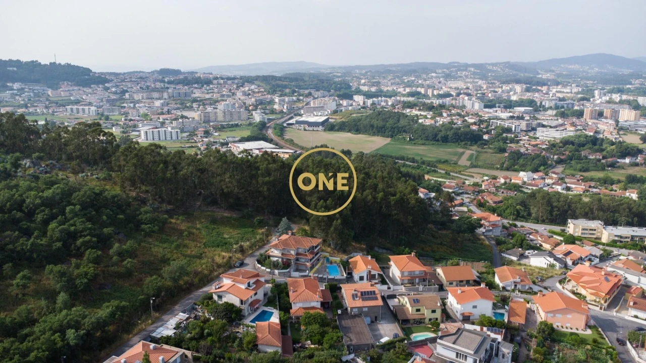 Terreno para Venda em Vila Nova de Famalicão e Calendário Foto 7