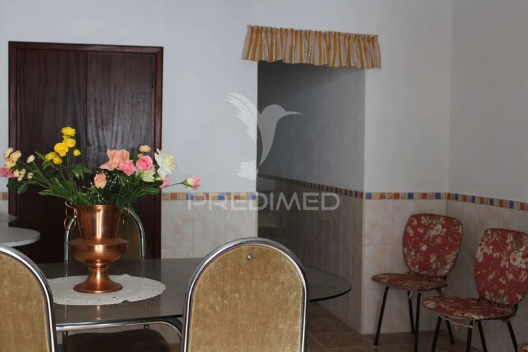 Moradia T1 para Venda em Terrugem e Vila Boim Foto 3