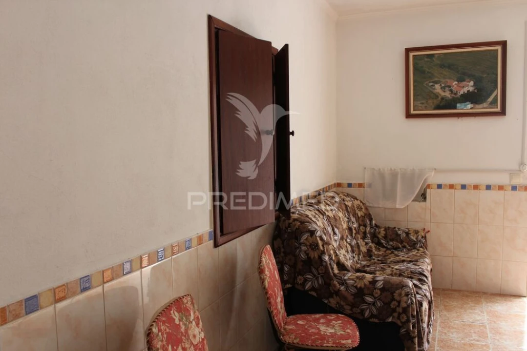 Moradia T1 para Venda em Terrugem e Vila Boim Foto 4